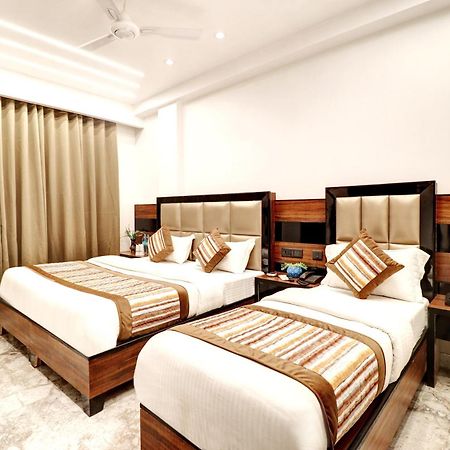 Hotel Emporio Dx - New Delhi Railway Station - Paharganj 외부 사진