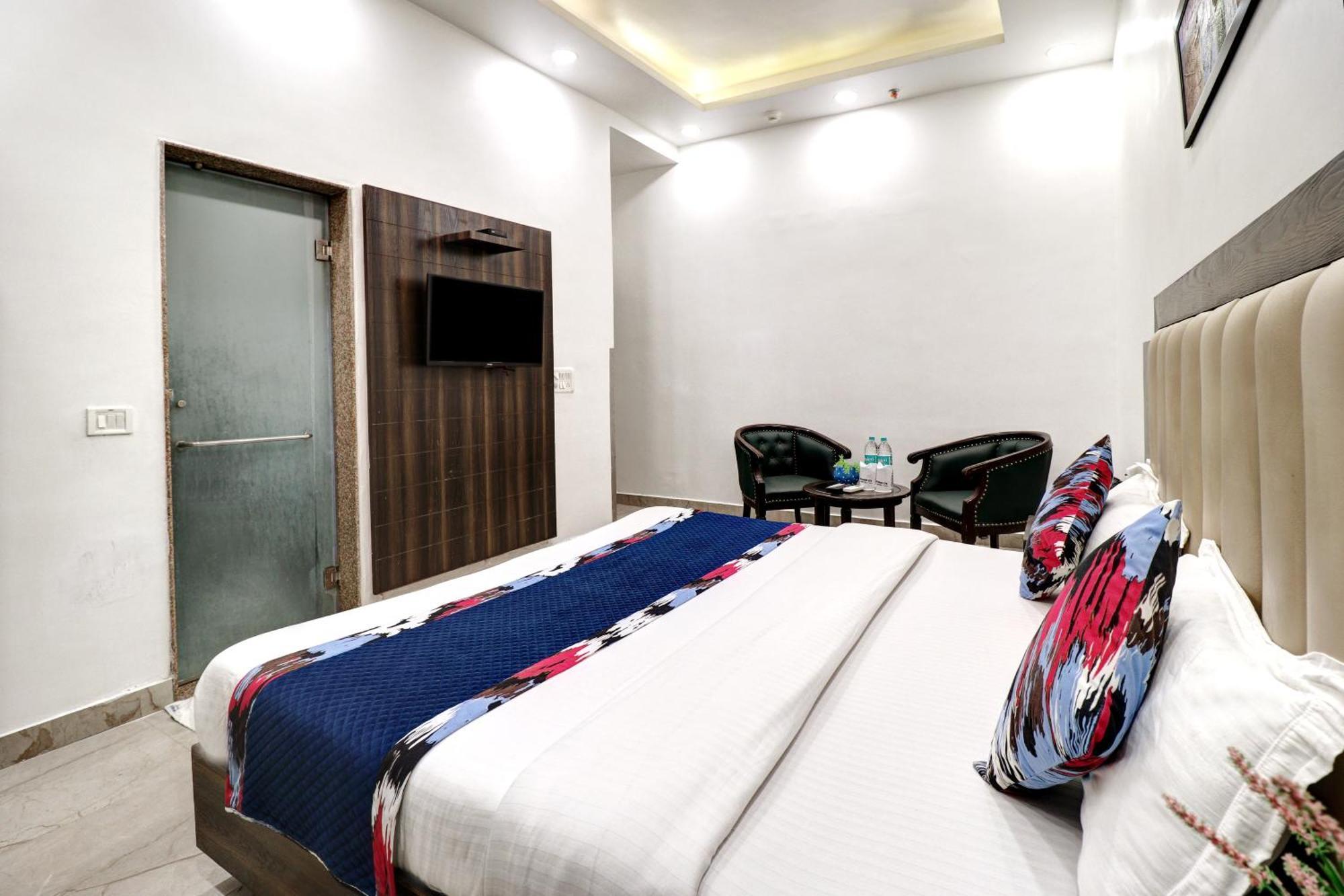 Hotel Emporio Dx - New Delhi Railway Station - Paharganj 외부 사진