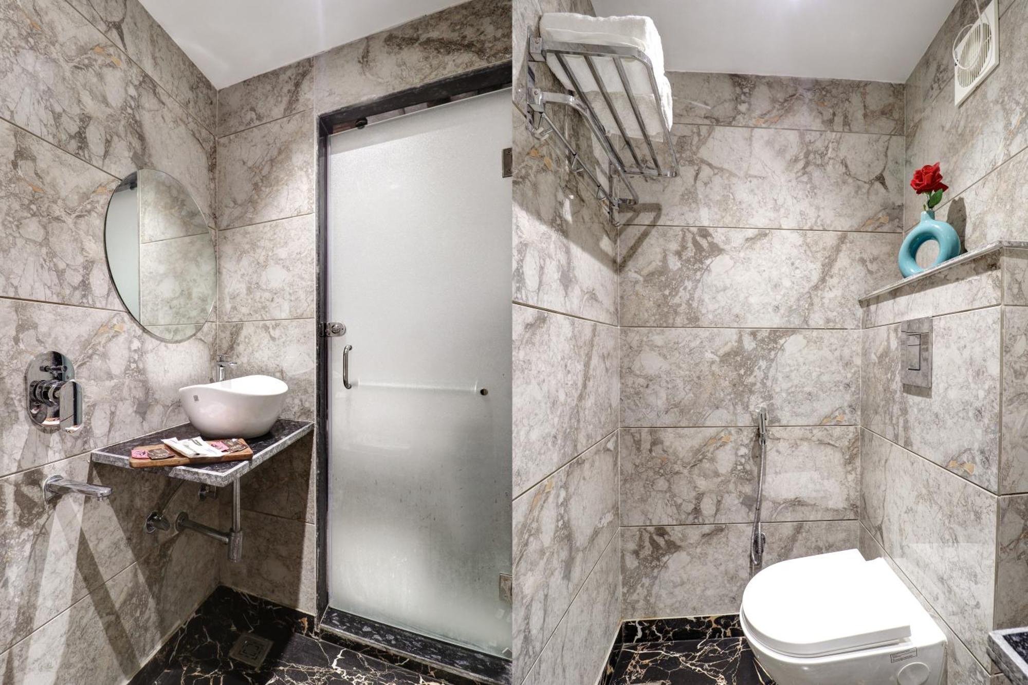 Hotel Emporio Dx - New Delhi Railway Station - Paharganj 외부 사진