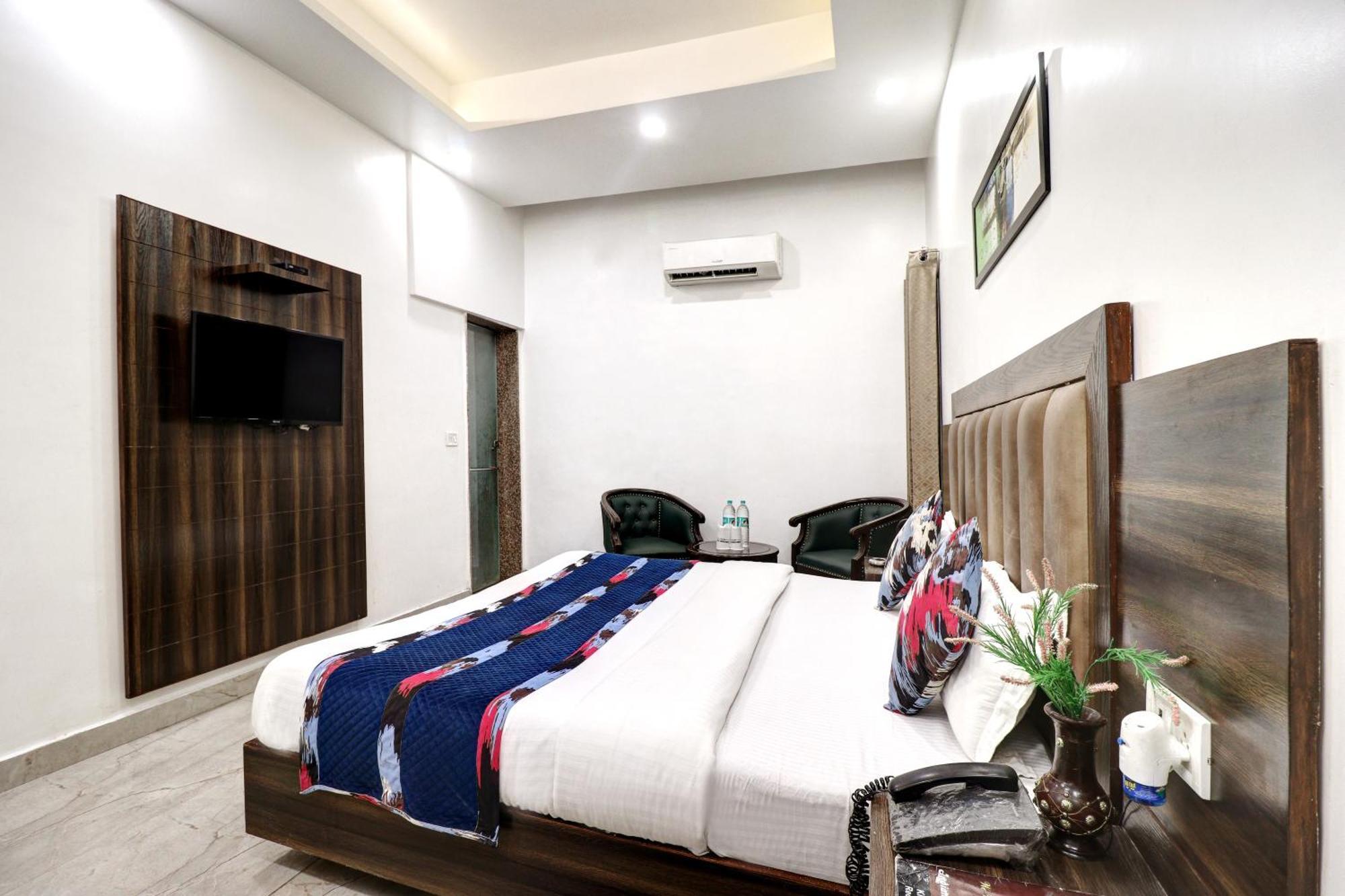 Hotel Emporio Dx - New Delhi Railway Station - Paharganj 외부 사진