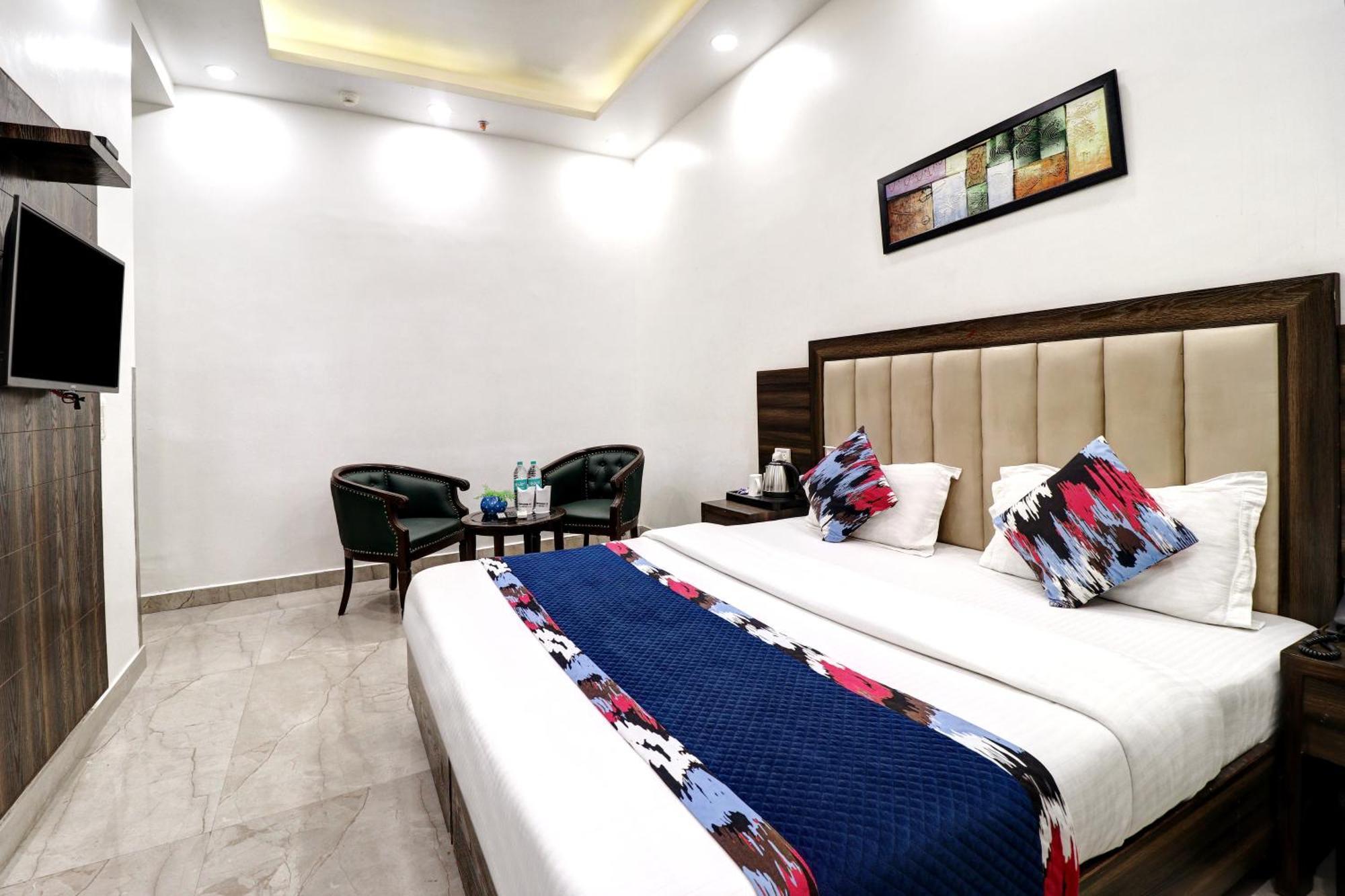 Hotel Emporio Dx - New Delhi Railway Station - Paharganj 외부 사진