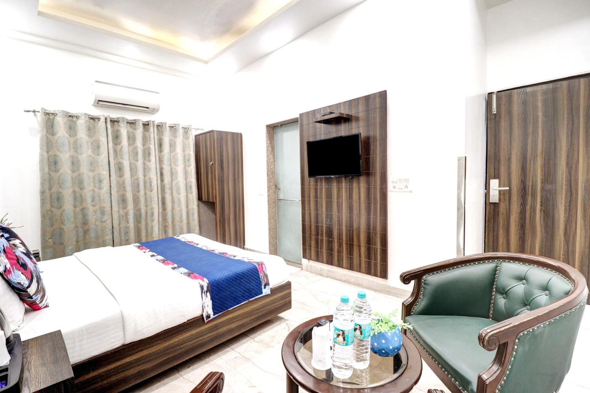 Hotel Emporio Dx - New Delhi Railway Station - Paharganj 외부 사진