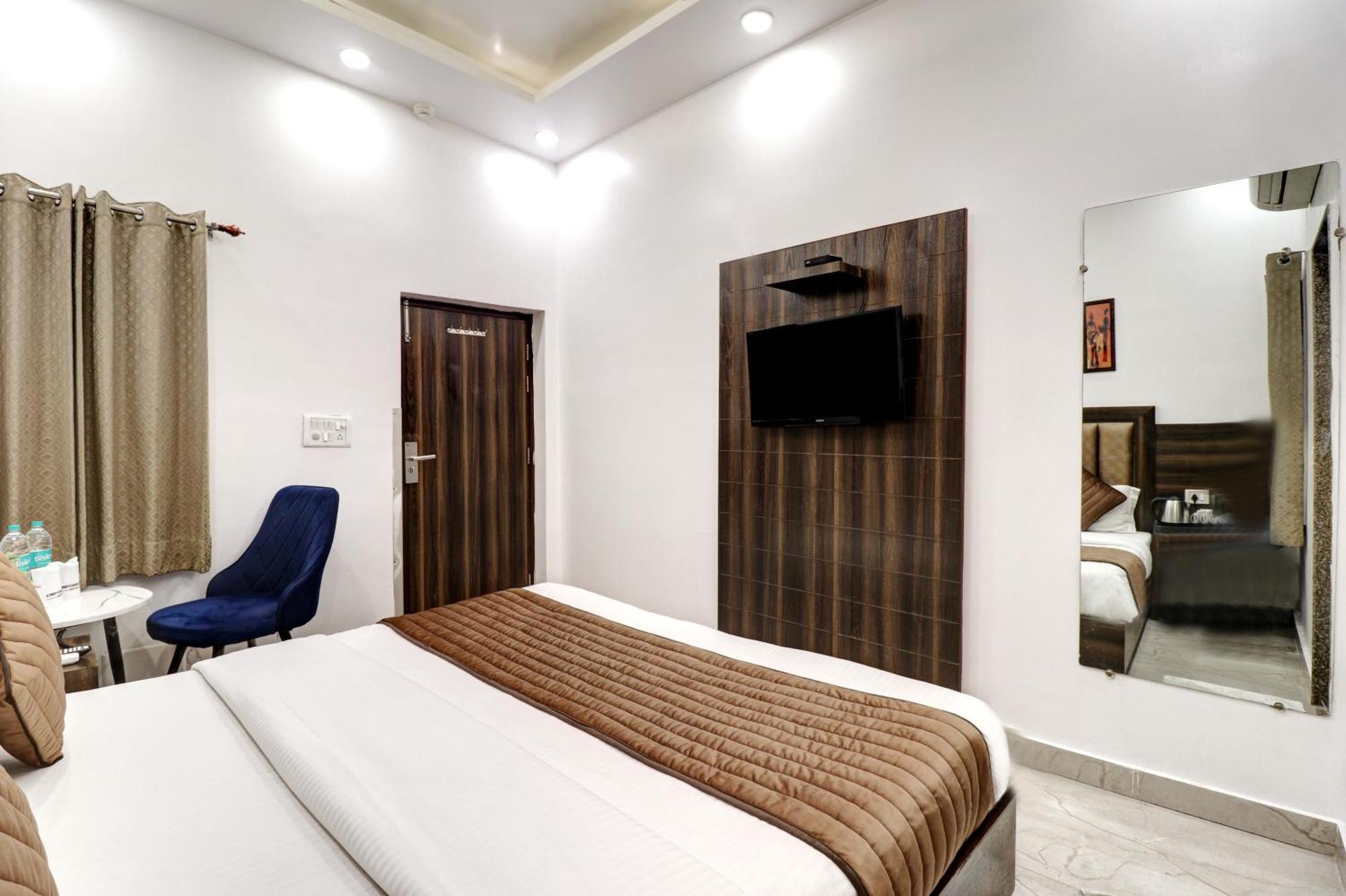 Hotel Emporio Dx - New Delhi Railway Station - Paharganj 외부 사진