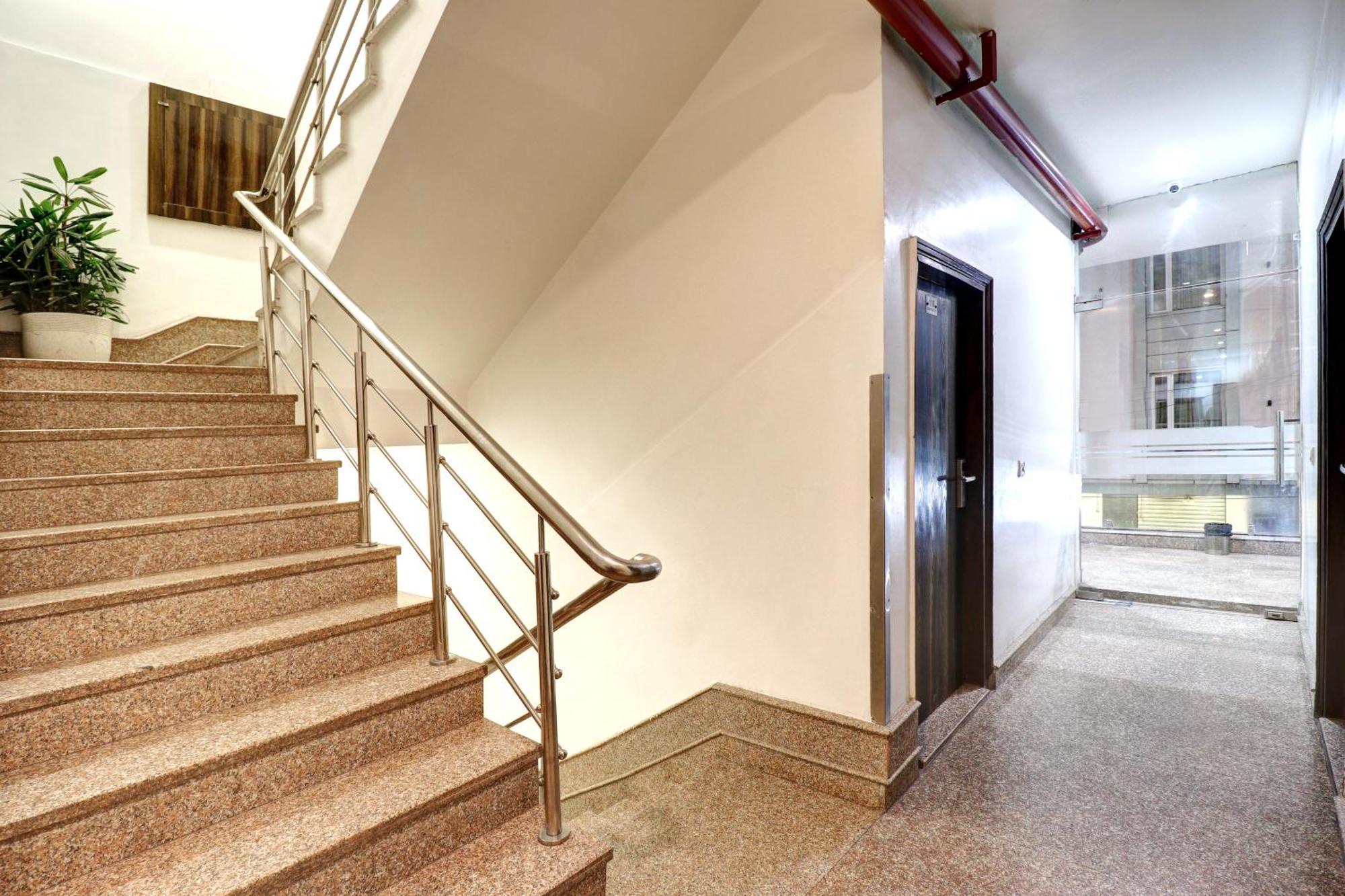 Hotel Emporio Dx - New Delhi Railway Station - Paharganj 외부 사진