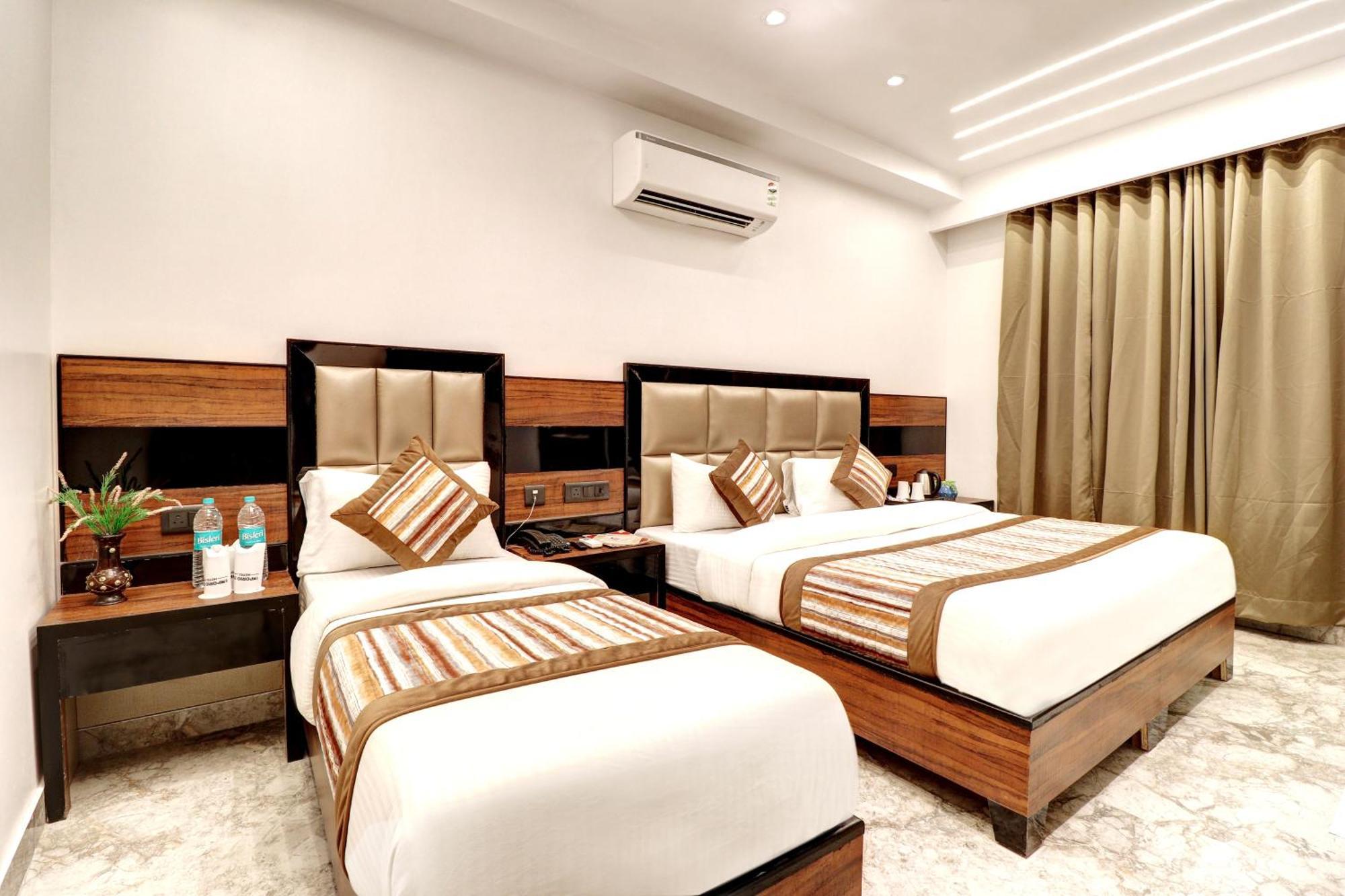 Hotel Emporio Dx - New Delhi Railway Station - Paharganj 객실 사진